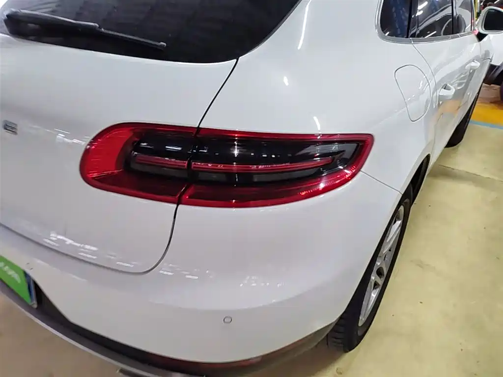 Porsche Macan 2017 Macan 2.0T фото 8