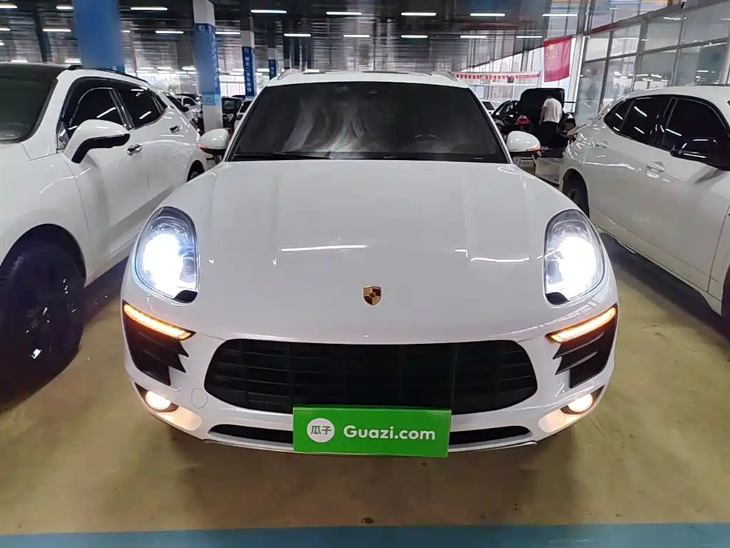 Porsche Macan 2017 Macan 2.0T фото 3