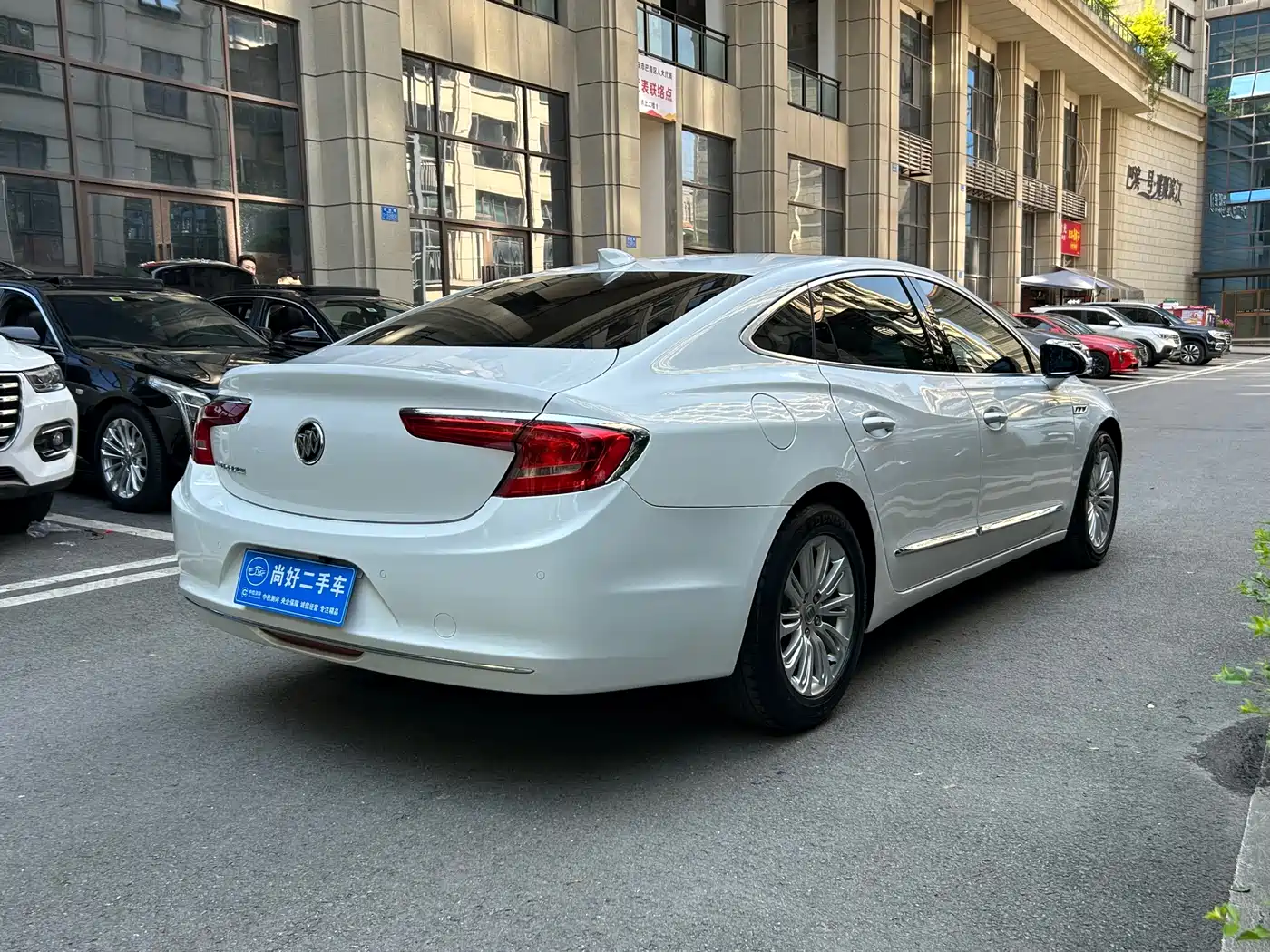 Buick LaCrosse 2016 Facelift 20T Leading фото 7