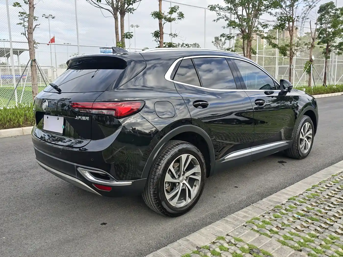 Buick Envision S 2022 Envision S 552T 2WD Luxury фото 5
