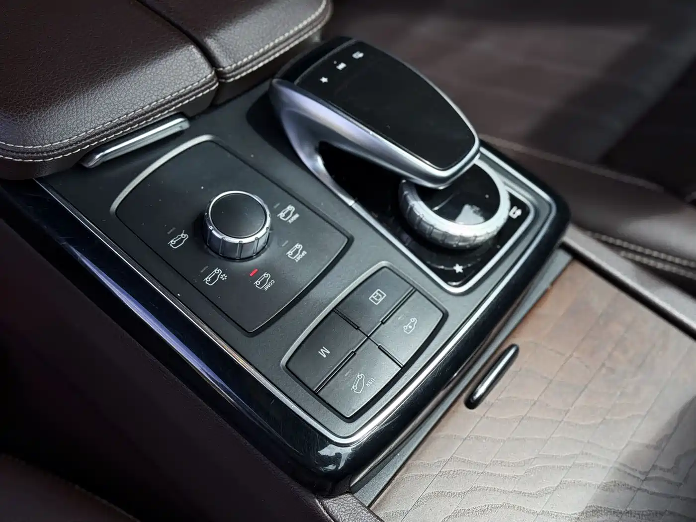 Mercedes-Benz GLE 2017 GLE 400 4MATIC фото 18