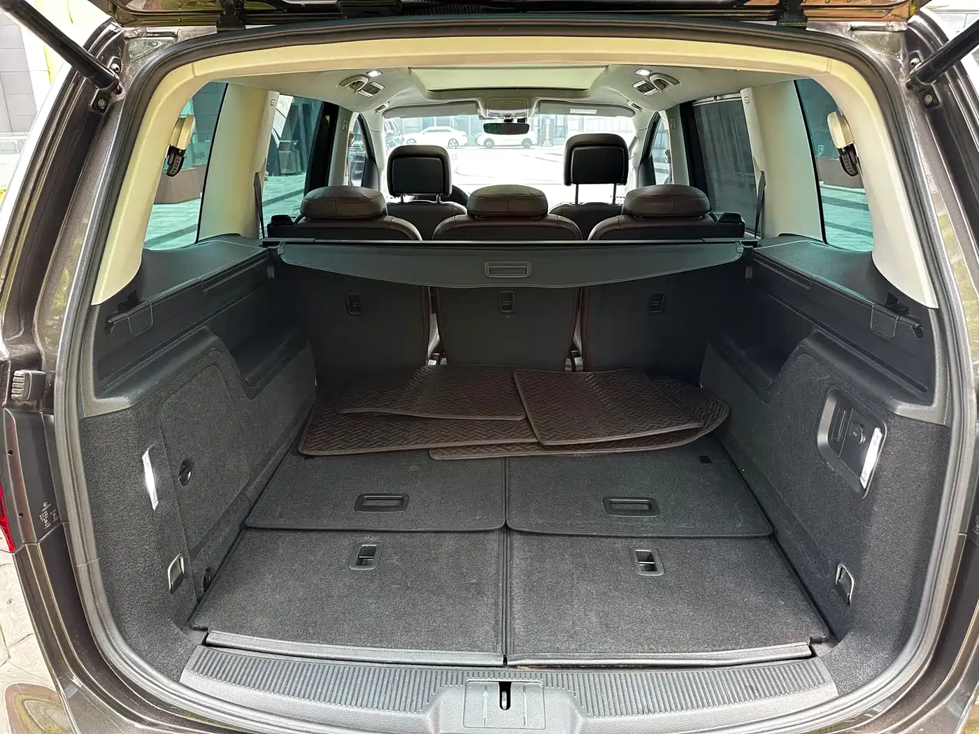 Volkswagen Sharan 2018 2018 380TSI Comfort 7-Seater