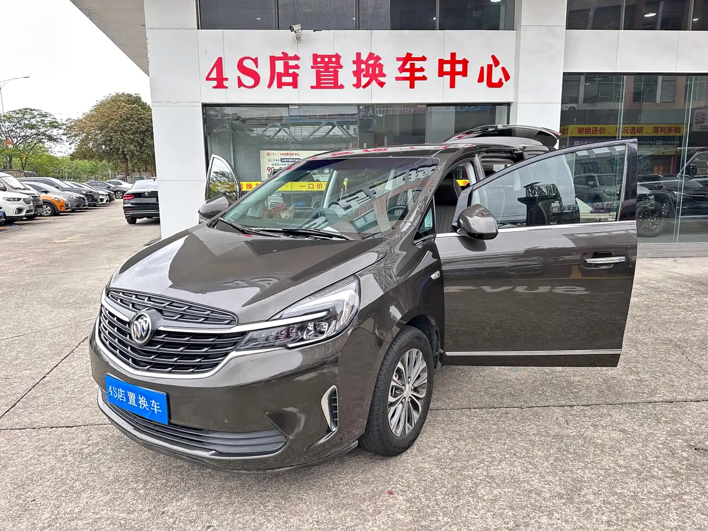 BUICK GL8