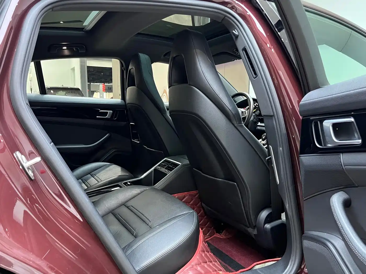 Porsche Panamera New Energy 2018 Panamera 4 E-Hybrid 2.9T фото 14