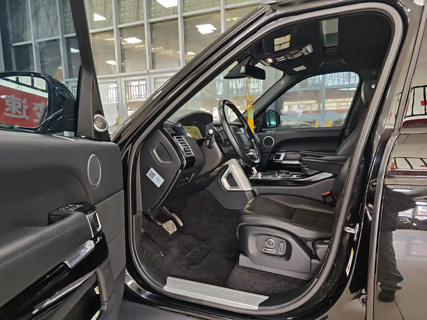 Land Rover Range Rover 2016 3.0 SC V6 Vogue фото 5