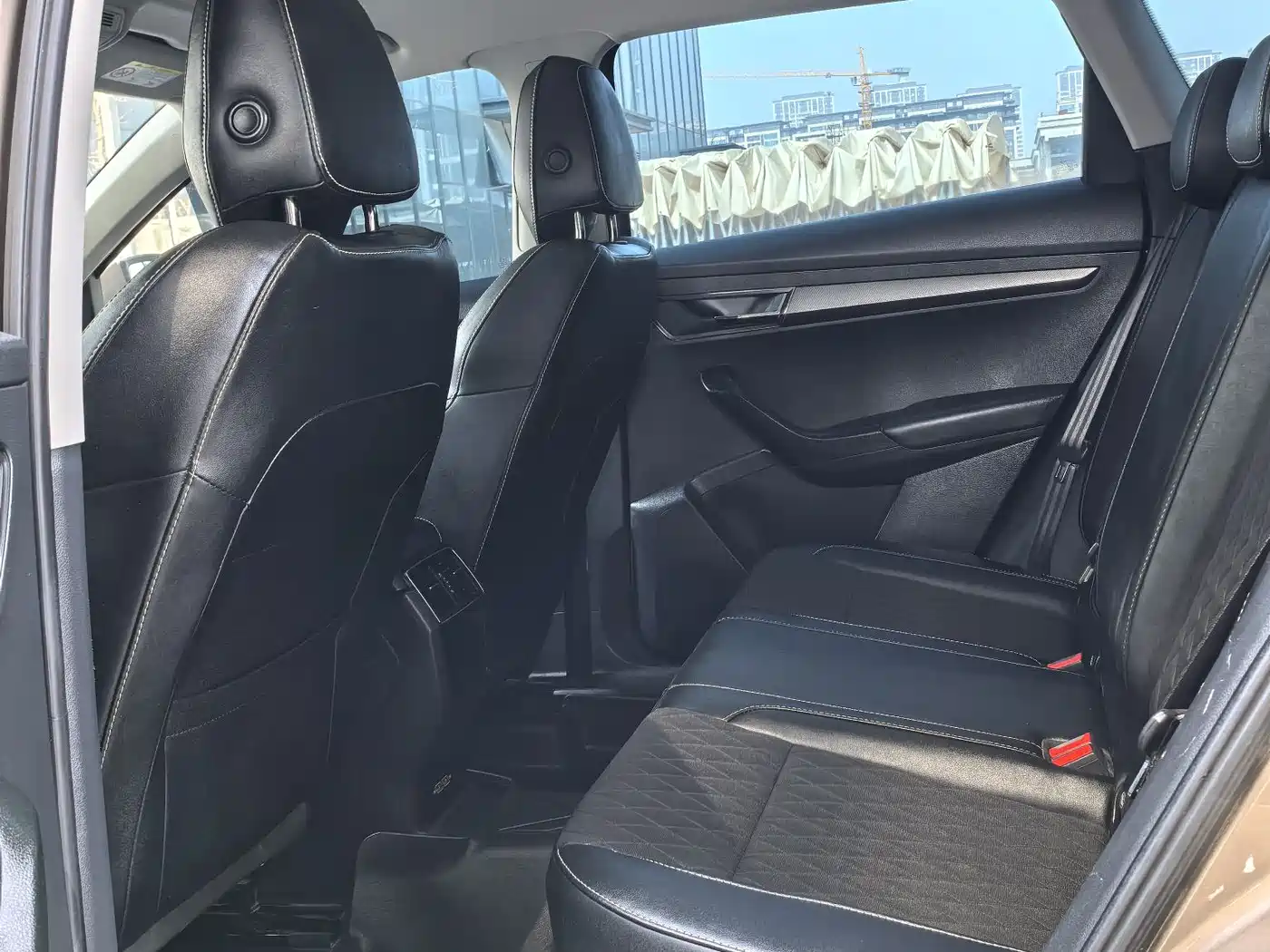 Škoda Karoq 2018 TSI280 Luxury Edition China V фото 19