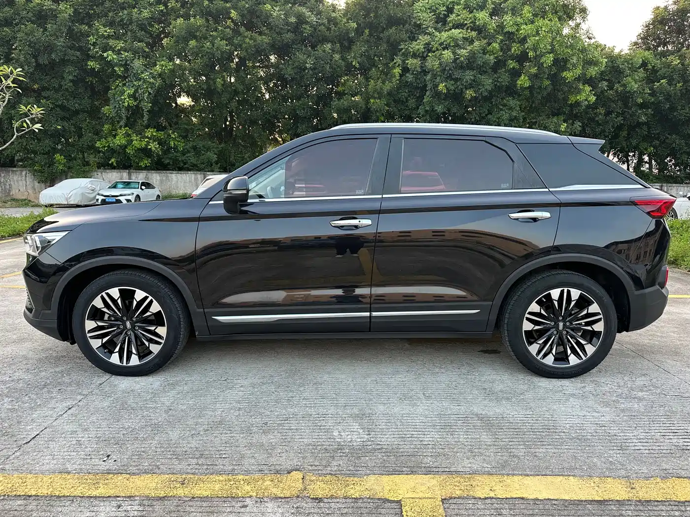 Bestune T77 2020 2019 Facelift 230 TID Automatic Luxury China VI