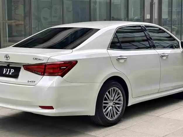 Toyota Crown 2017 2.0T Sport Edition фото 9