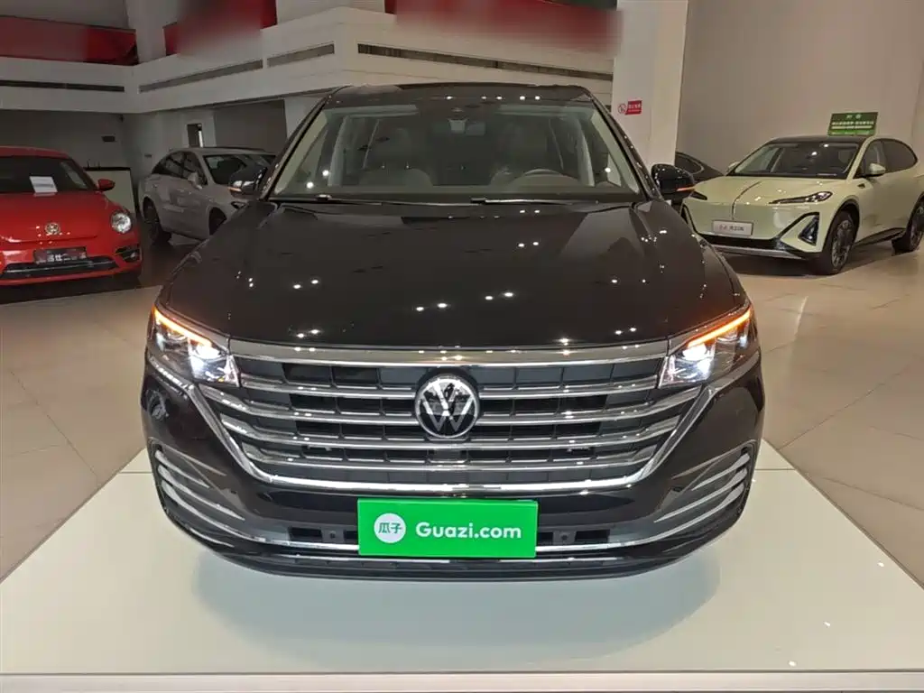 Volkswagen Viloran 2024 380TSI Executive Edition фото 3