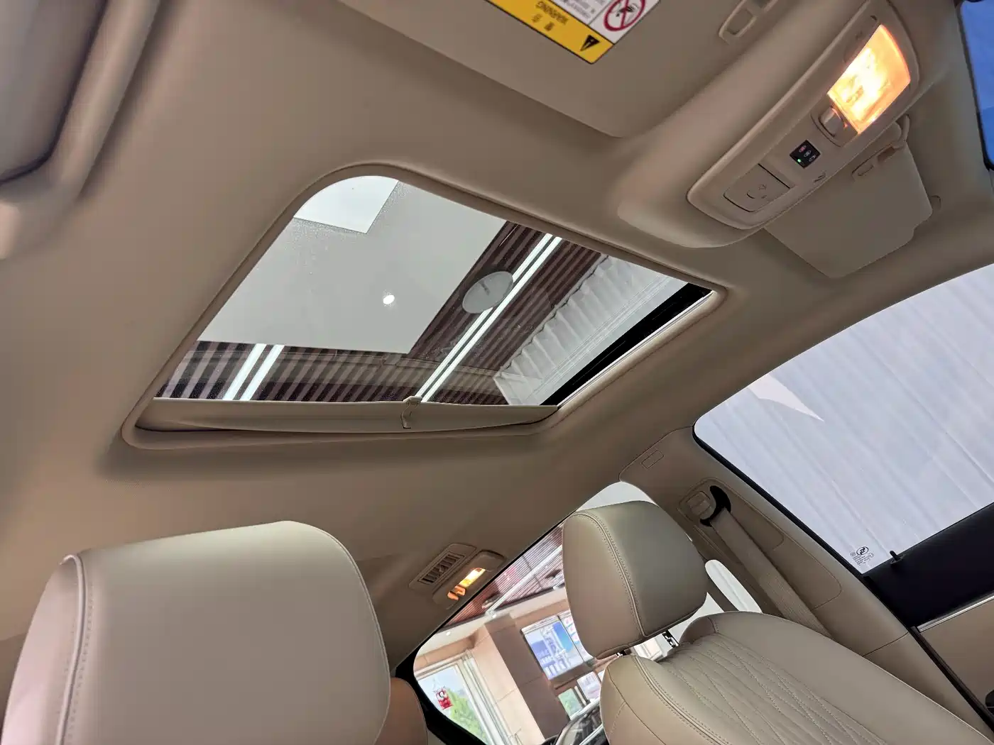 Buick GL8 2023 Land Business Class 652T Luxury фото 18