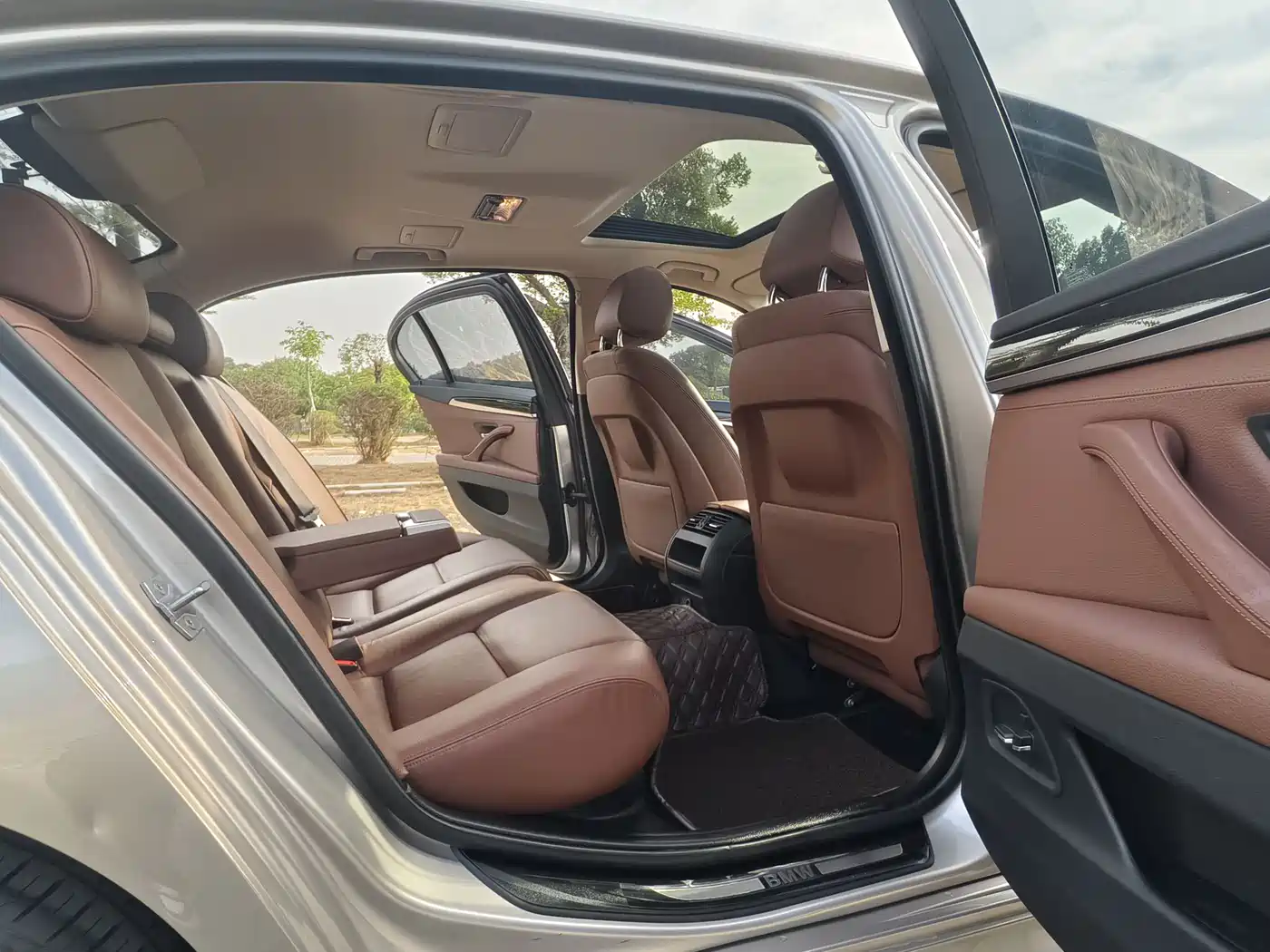 BMW 5 Series 2017 520Li Classic Edition фото 11
