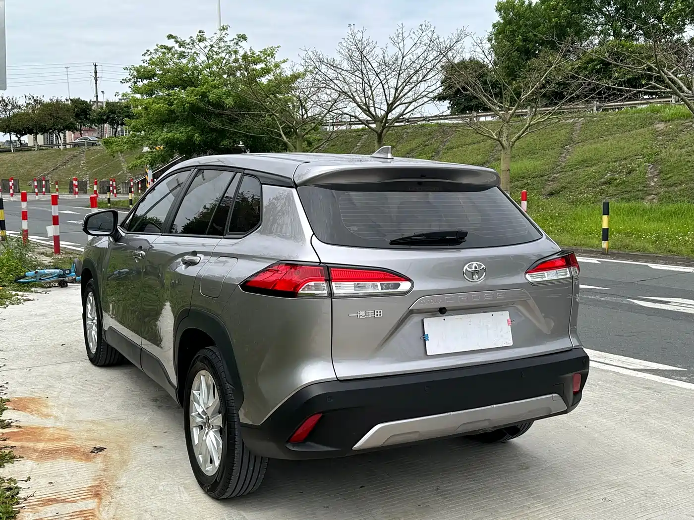 Toyota Corolla Cross 2024 Model 2.0L Pioneer Edition фото 5