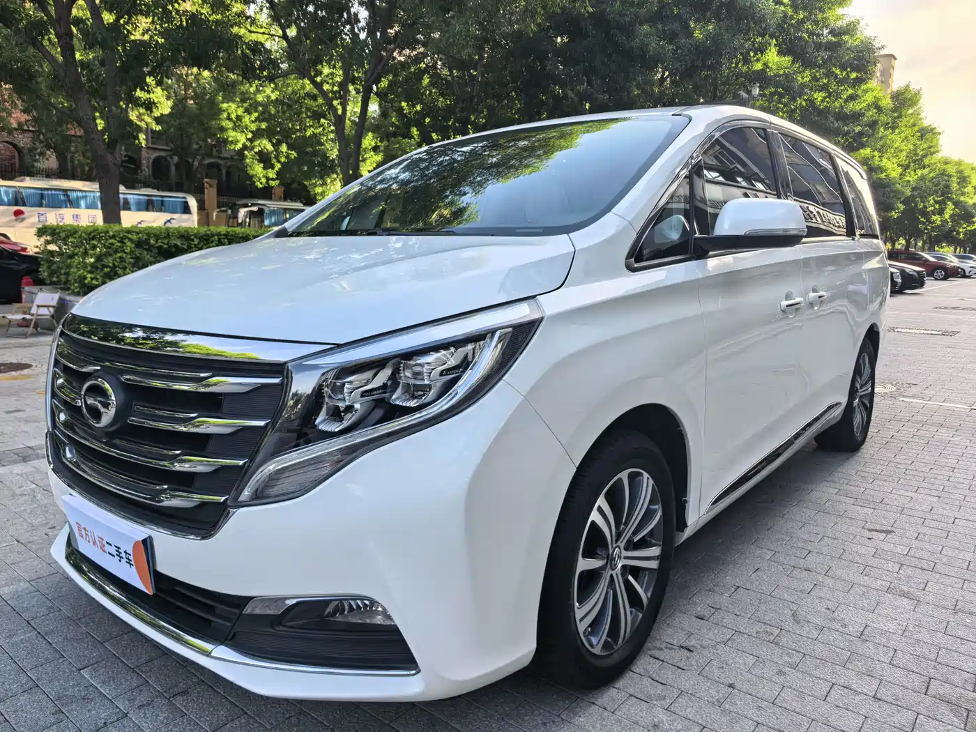 GAC Trumpchi Trumpchi M8 2018 320T Premium Edition
