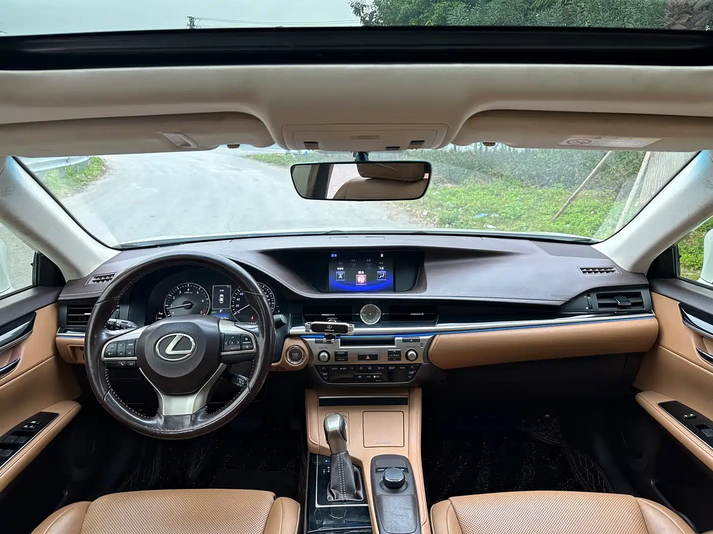 Lexus ES 2015 200 Elite Edition фото 7