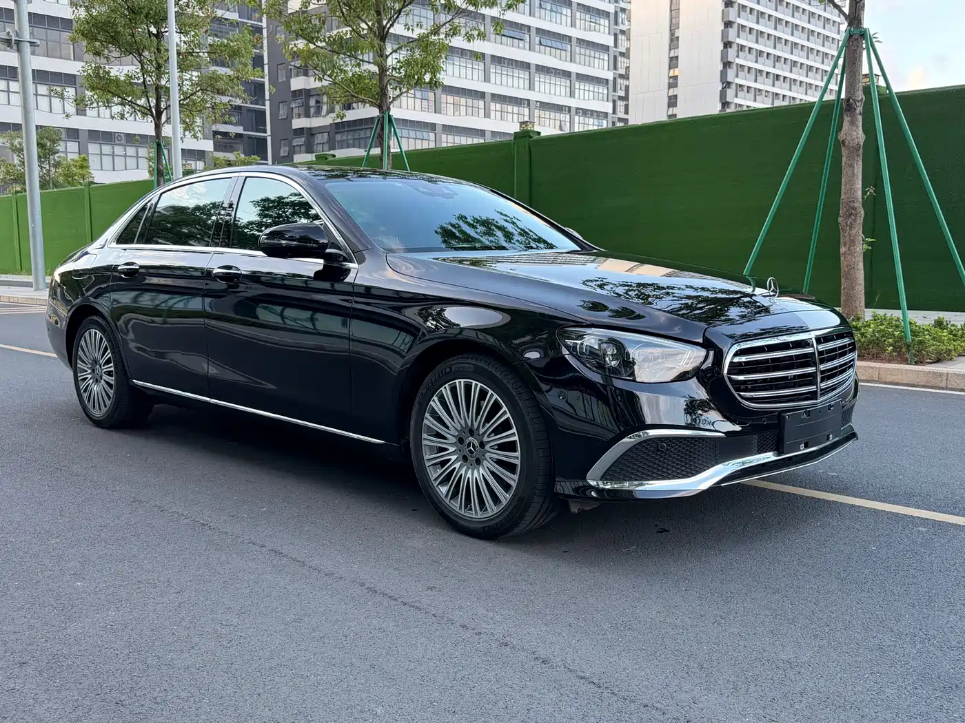 Mercedes-Benz E-Class 2021 E 300 L Premium фото 3