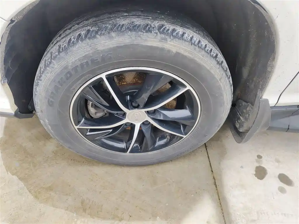 BYD S7 2016 1.5T Manual Premium Model фото 25