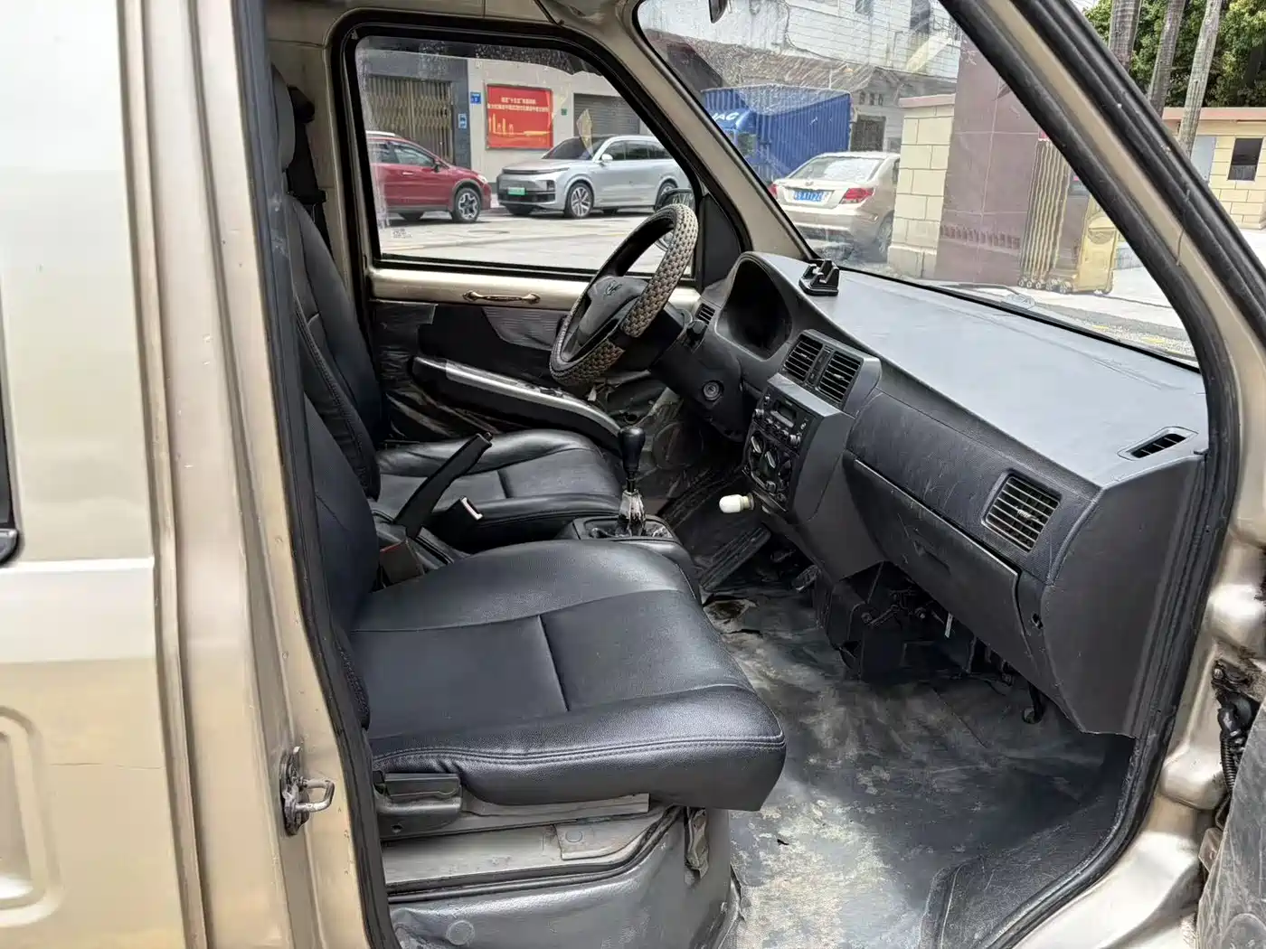 Wuling Motors Wuling Rongguang 2012 2012 1.2L Extended Base Model LJY