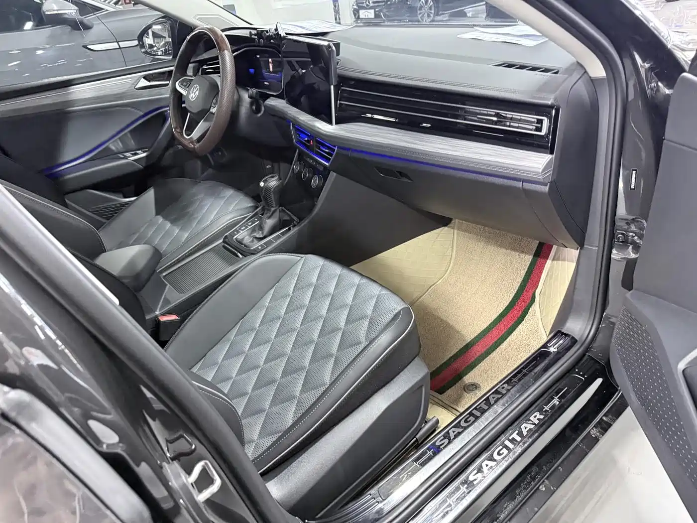Volkswagen Sagitar 2023 300TSI DSG Excellence Edition фото 21