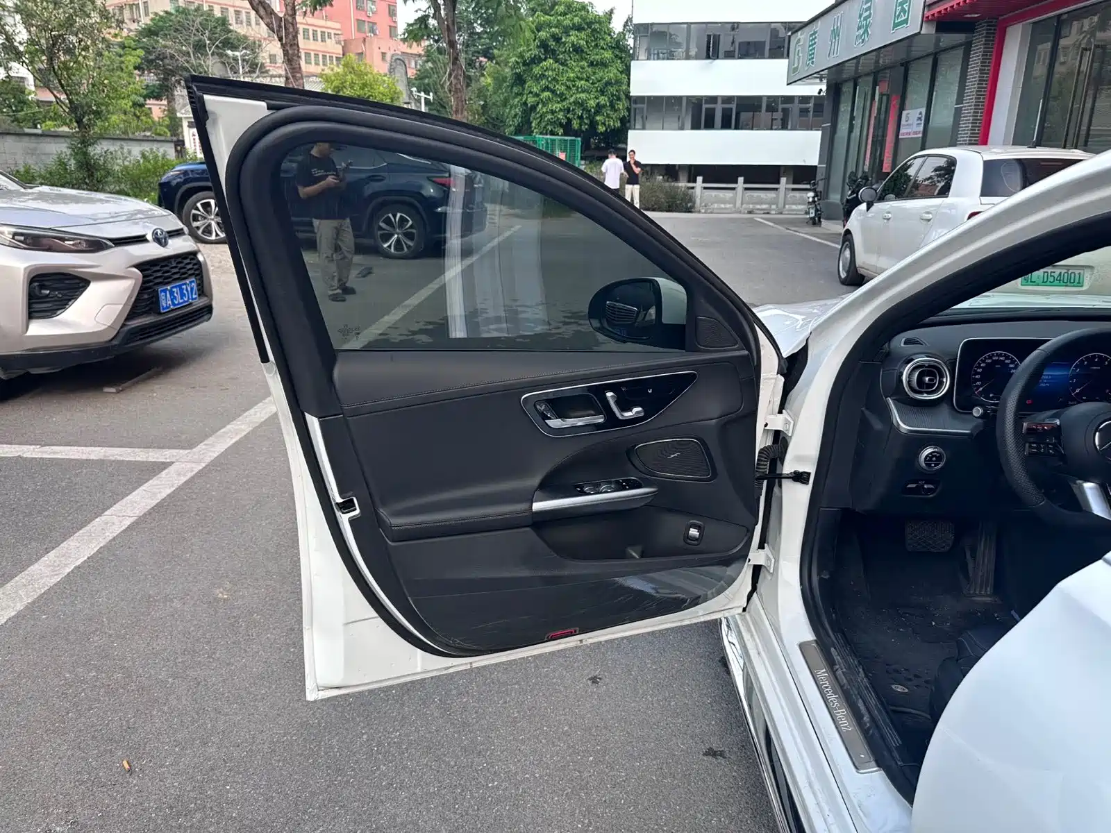 Фото 21 - Mercedes-Benz C-Class