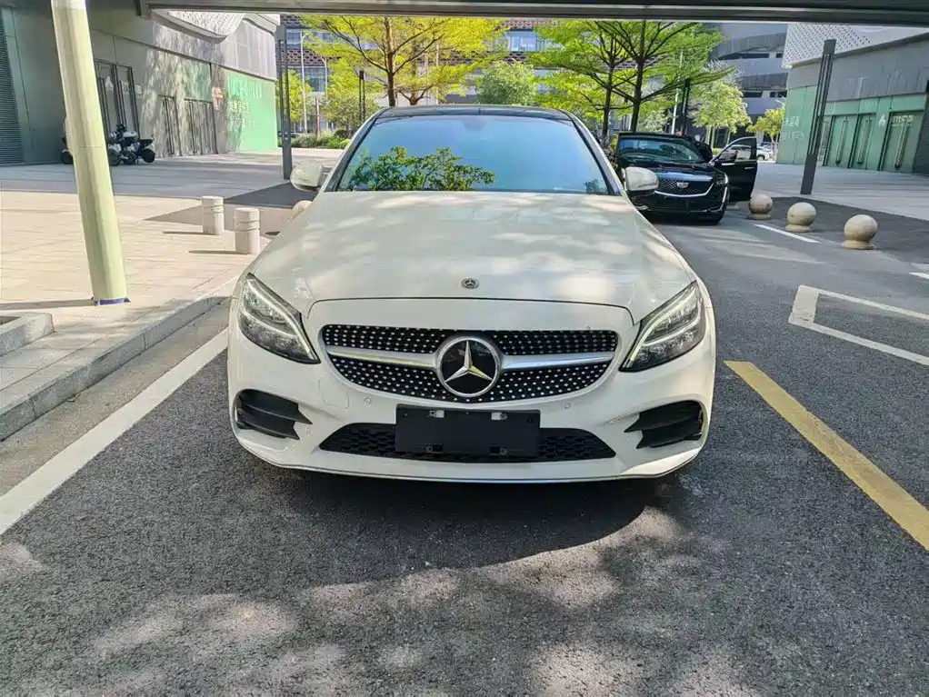 Mercedes-Benz C-Class 2020 C 260 L Sport фото 2