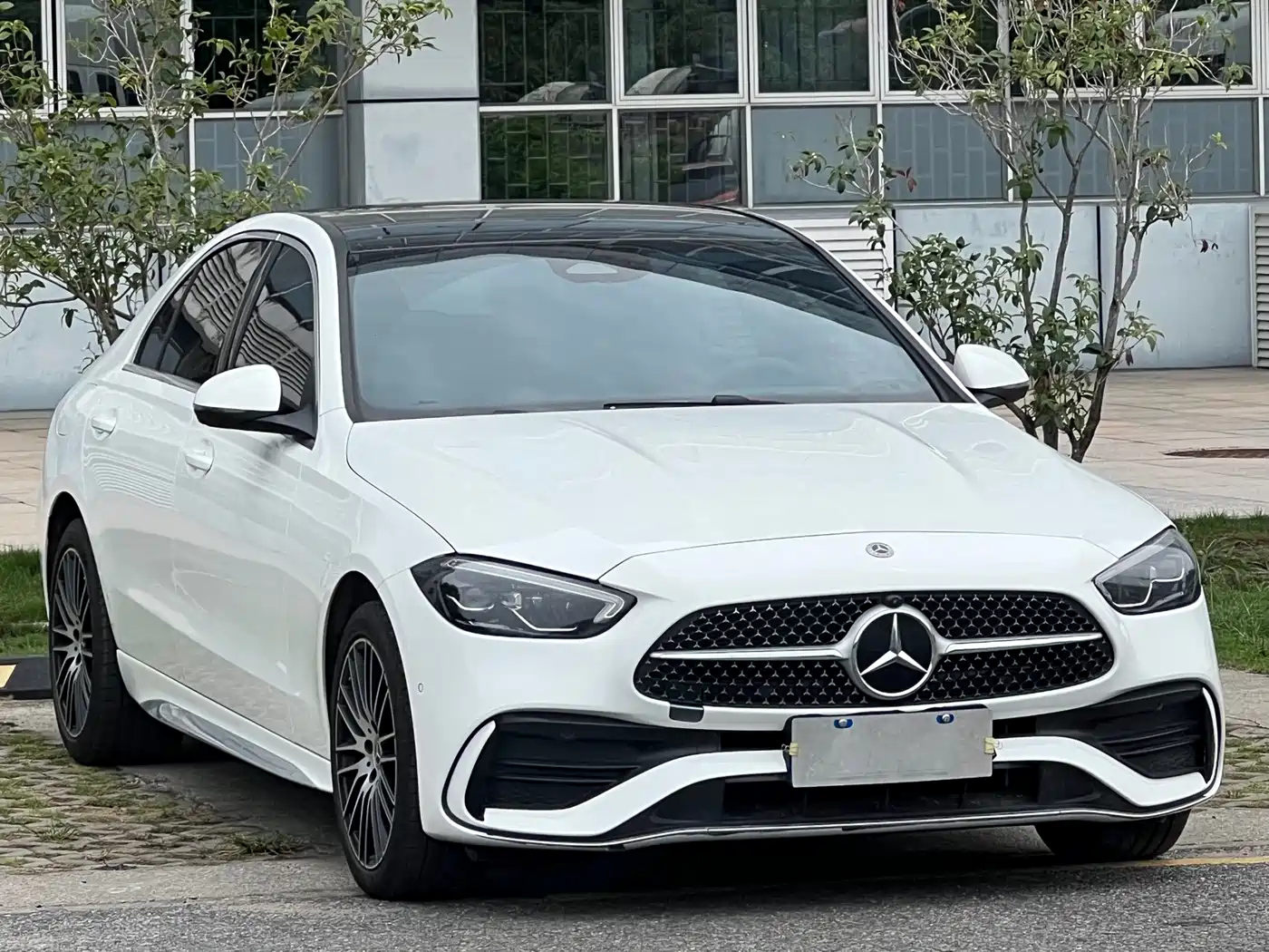 Mercedes-Benz C-Class 2025 Facelift C 260 L Sport Edition фото 3