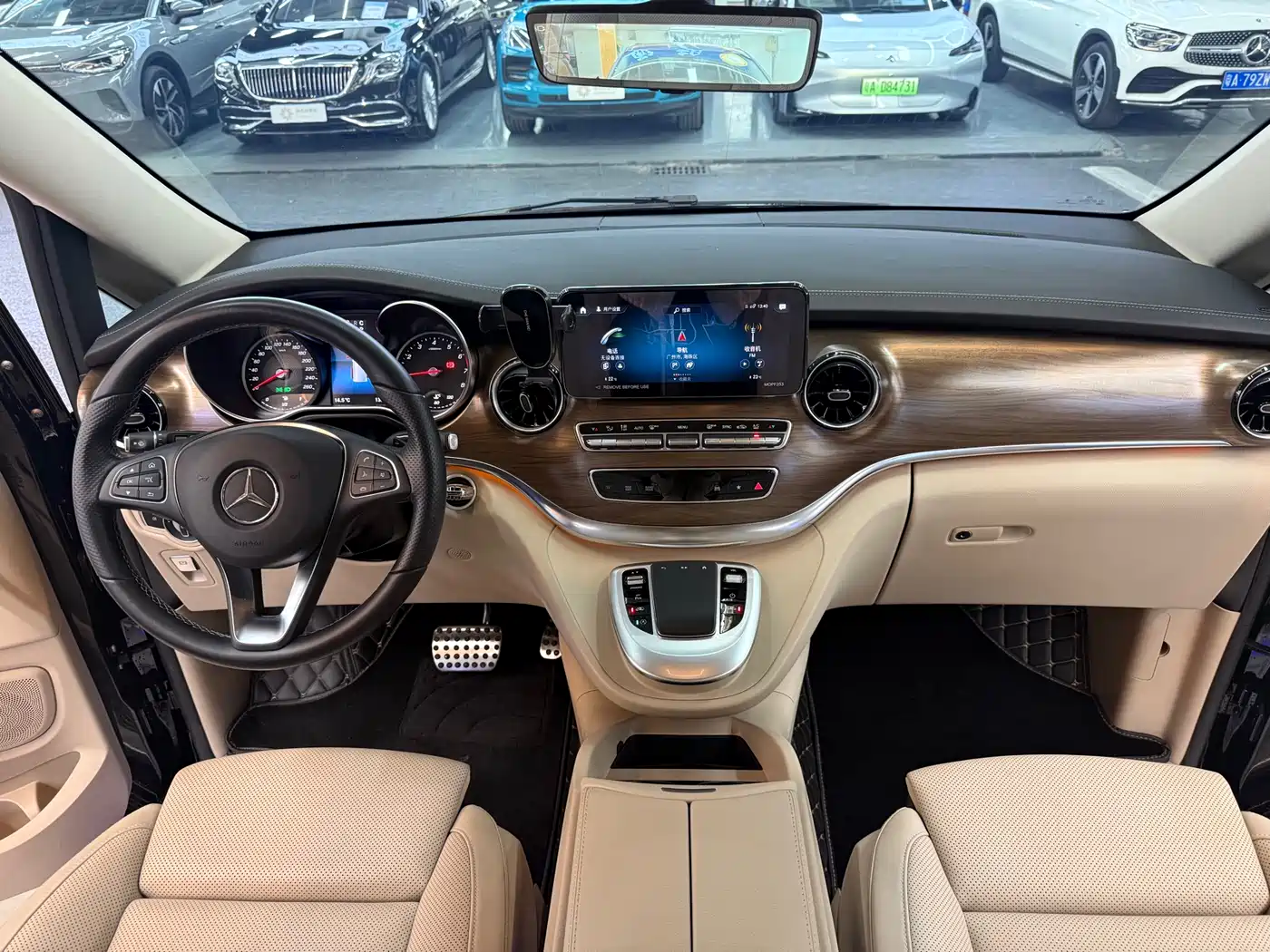 MERCEDES-BENZ V-CLASS