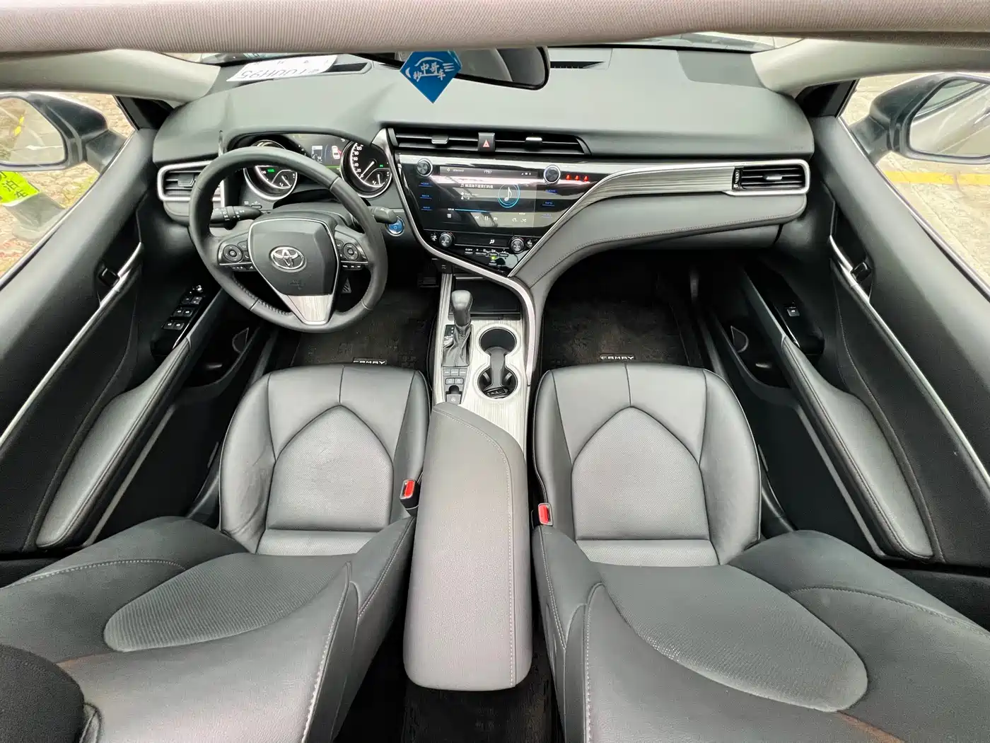 Toyota Camry 2019 Facelift Hybrid 2.5HG Luxury Edition фото 16