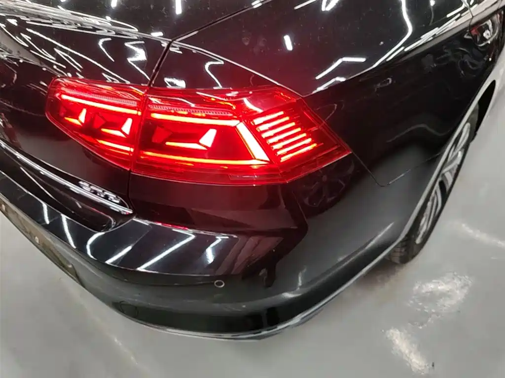 Volkswagen Magotan GTE Plug-in Hybrid 2022 GTE Luxury фото 8