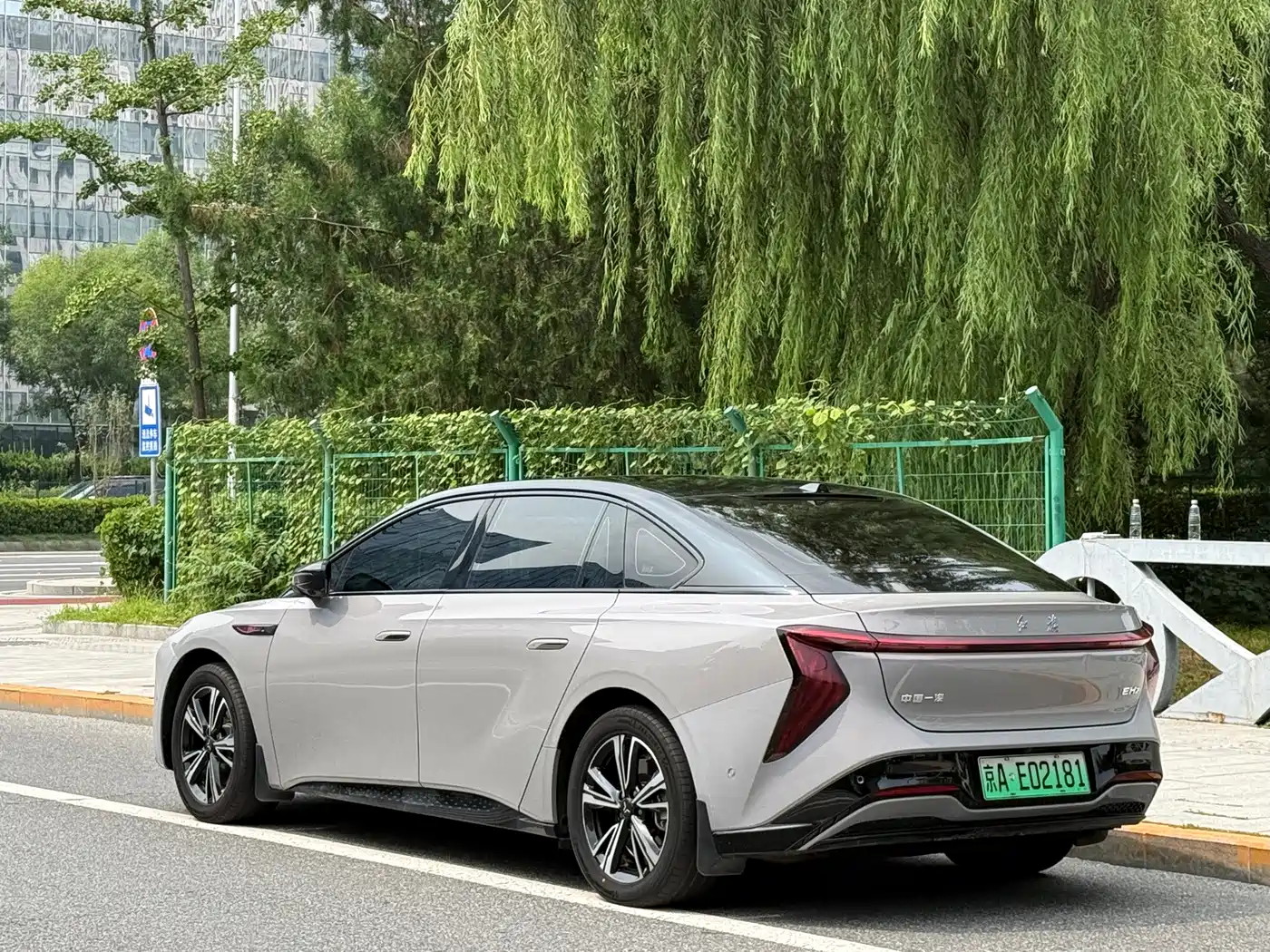 Hongqi EH7 2025 2025 690 Smart Selection Edition