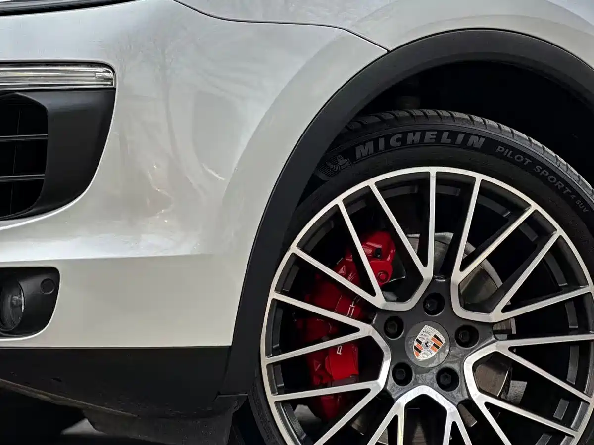 Porsche Cayenne 2015 Cayenne 3.0T фото 3