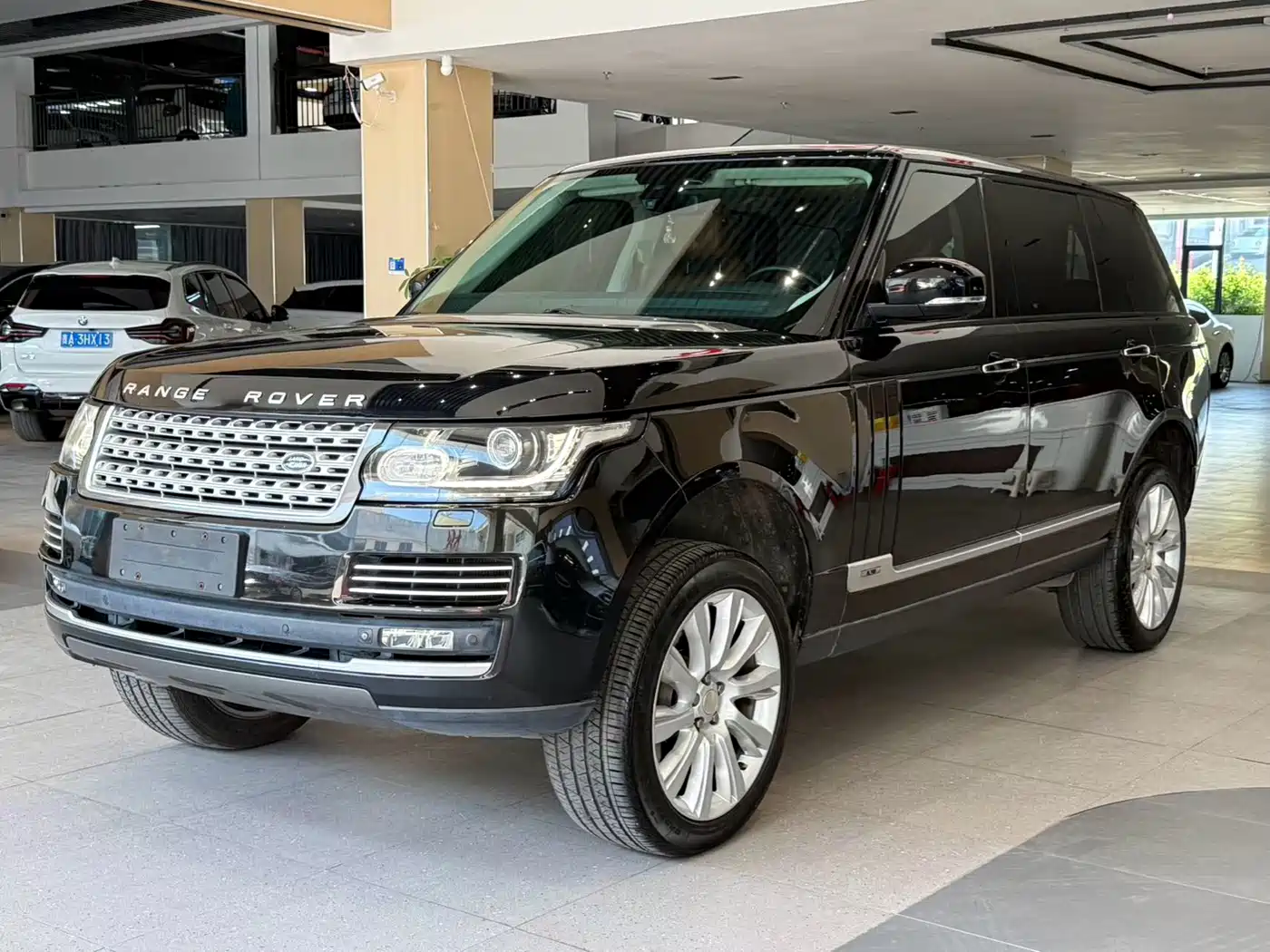 Land Rover Range Rover 2015 2015 3.0 SC V6 Vogue SE Genesis Extended Edition