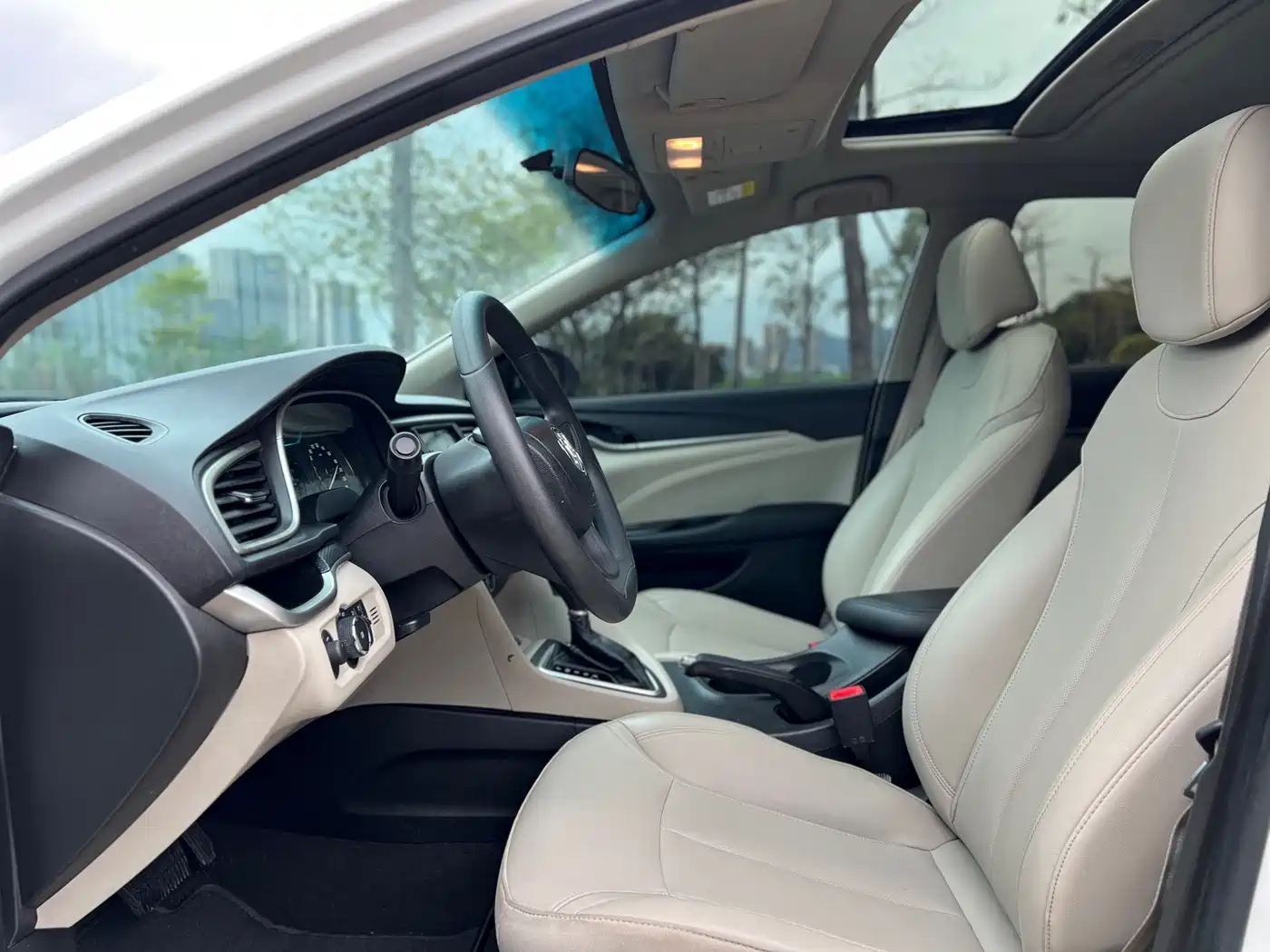 Buick Excelle 2021 Exemplar 1.5L Auto Elite фото 8