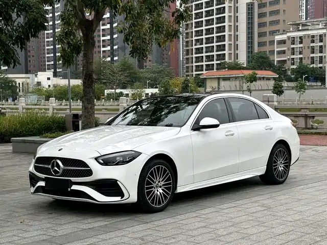 Mercedes-Benz C-Class 2022