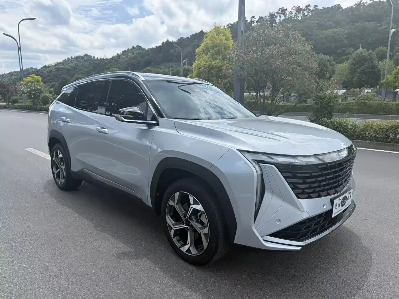 Geely Boyue L 2022 2023 1.5TD DCT Premium