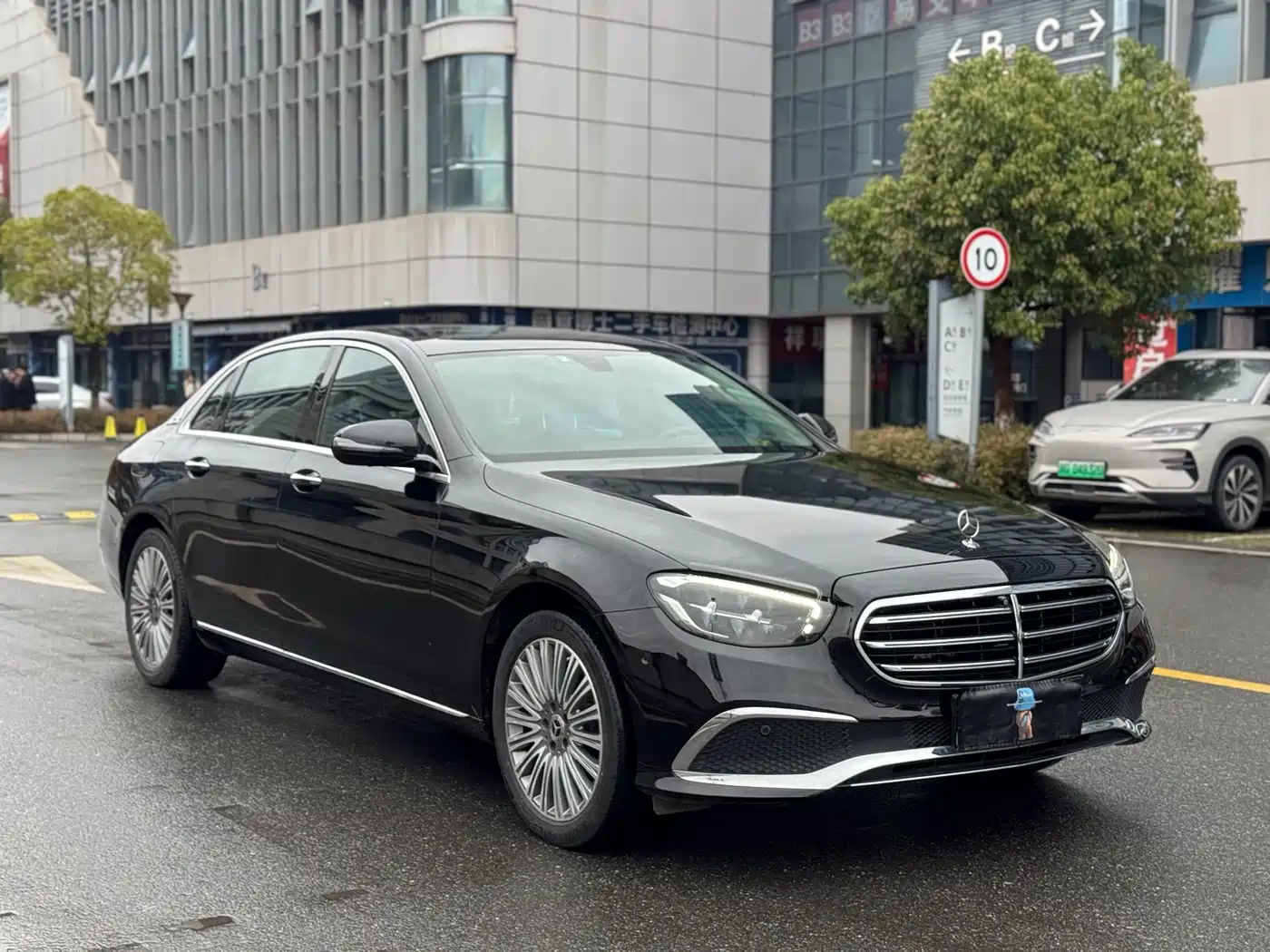  E CLASS