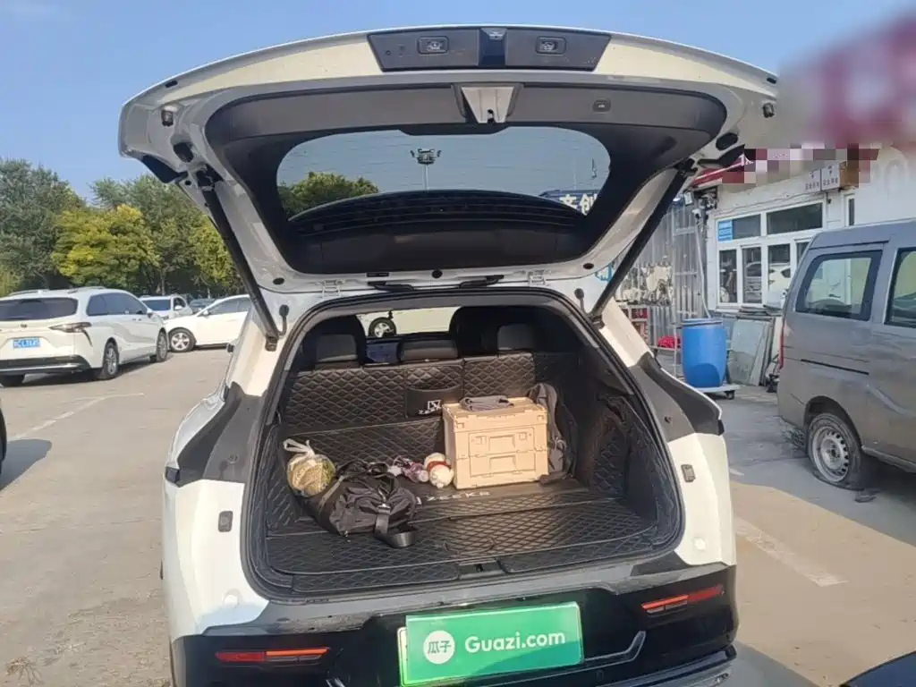 ZEEKR 7X 2025 2025 Model 75kWh RWD Smart Driving Edition
