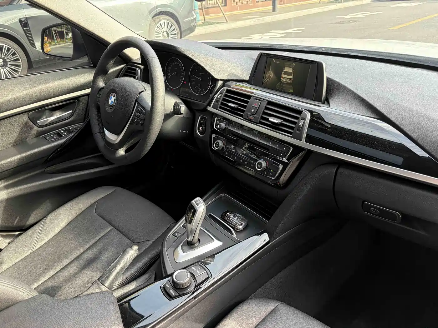 BMW 3 Series 2017 320Li Fashion фото 9