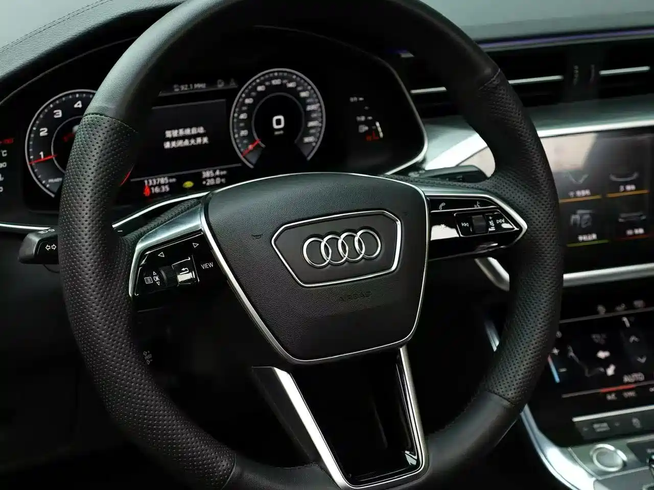 Audi A6L 2019 40 TFSI Luxury Dynamic фото 10