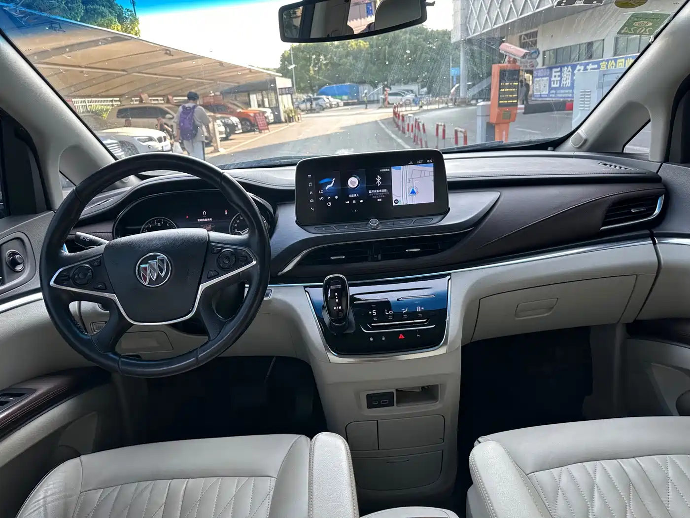 Buick GL8 2023 Land Business Class 652T Luxury фото 9