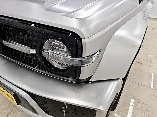 TANK CO CREATION TANK 300