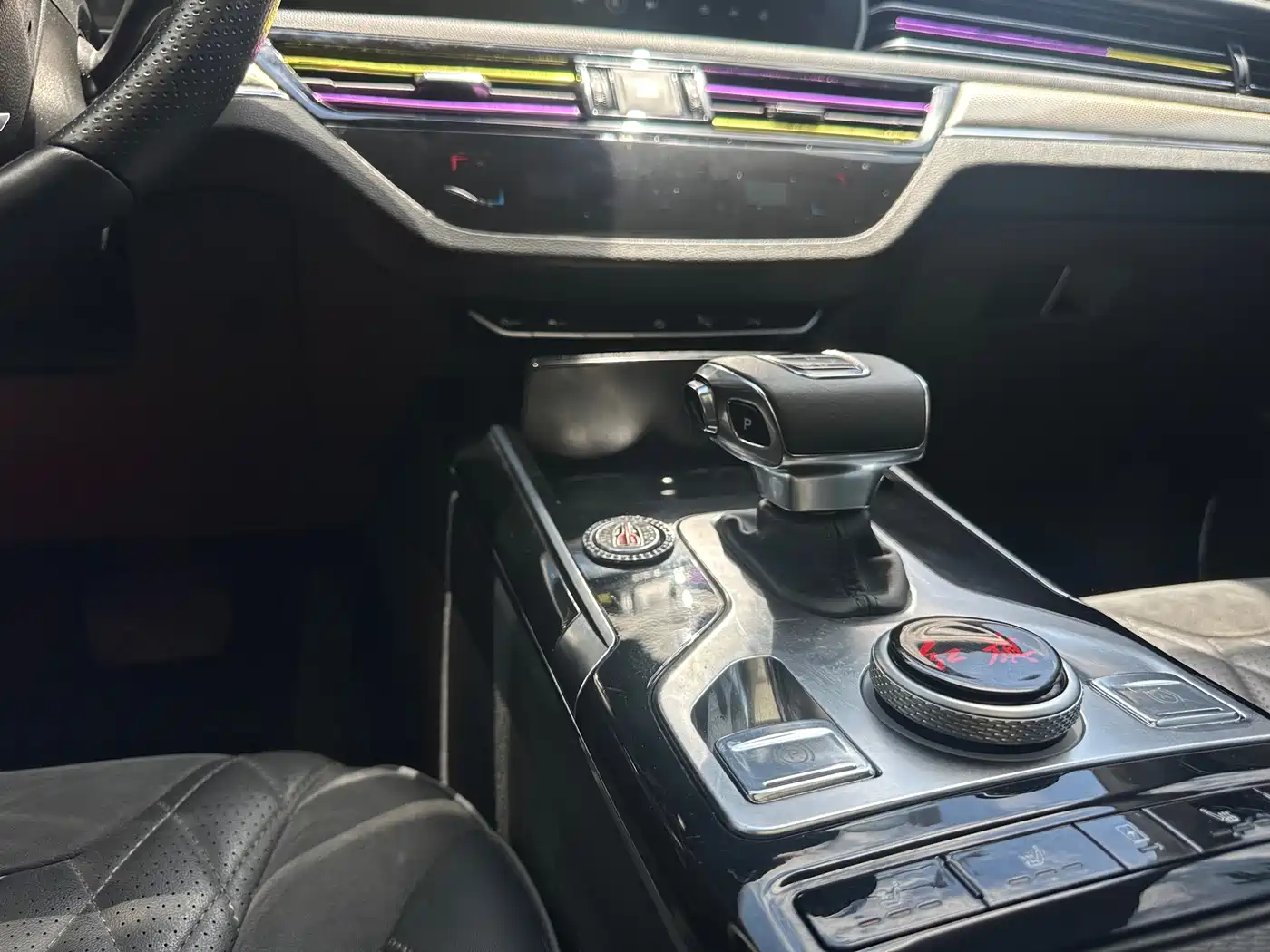 Hongqi HS5 2019 2.0T Smart Connect Joy Edition фото 9