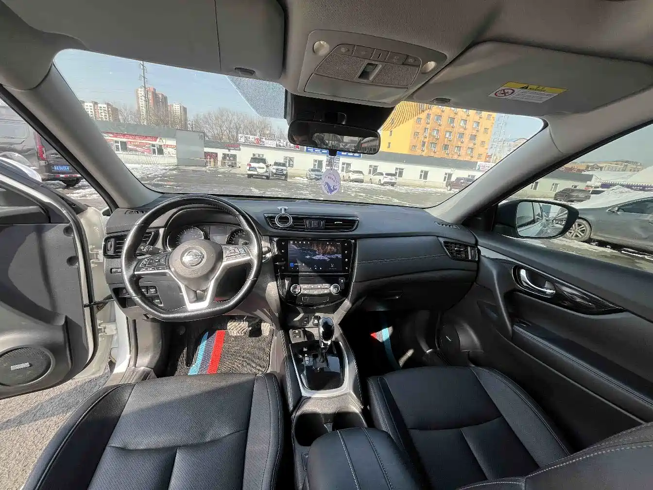 NISSAN QIJUN