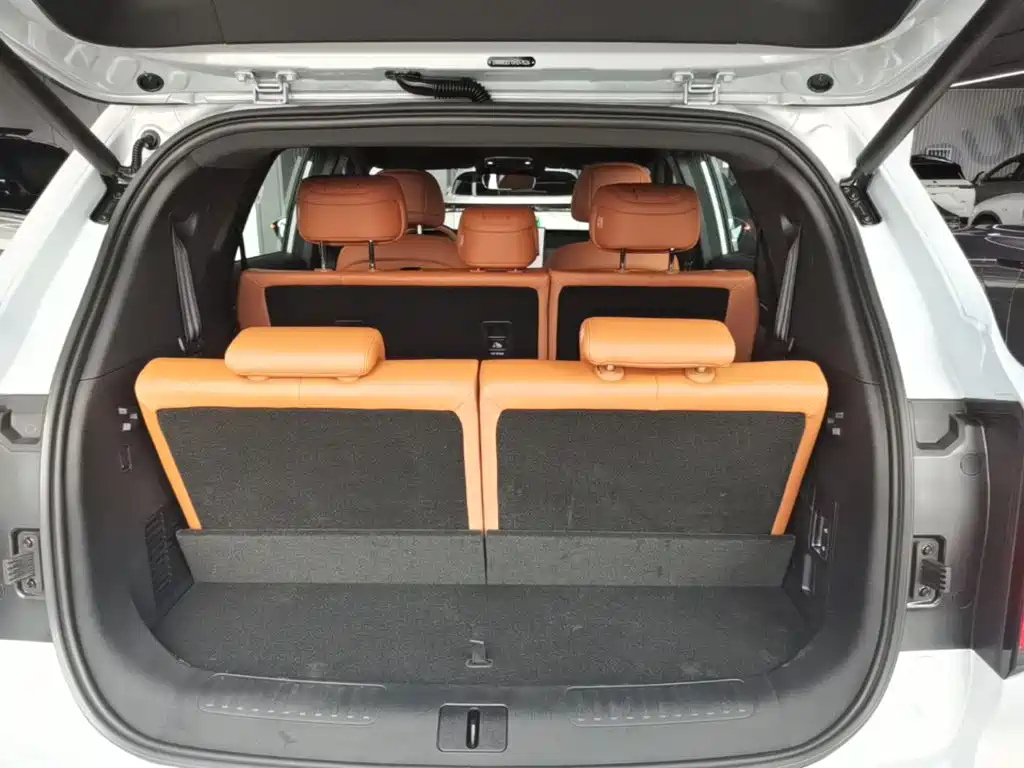 Jetour Shanhai L7 PLUS 2026 2025 Base Model 7-Seater