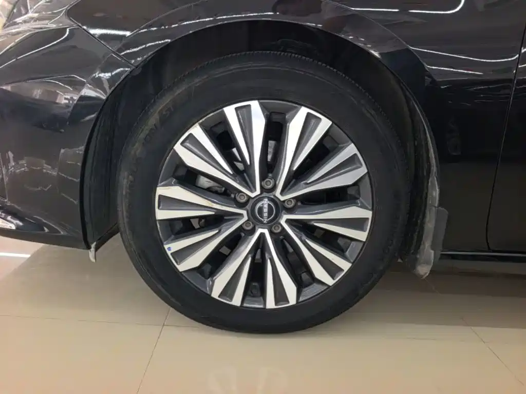 Photo 23 - Nissan Teana