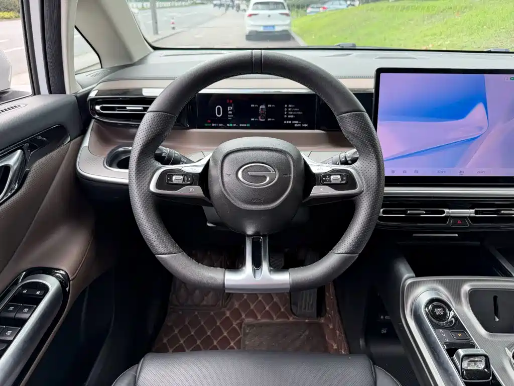 Фото 14 - GAC Trumpchi Trumpchi E8 NEV