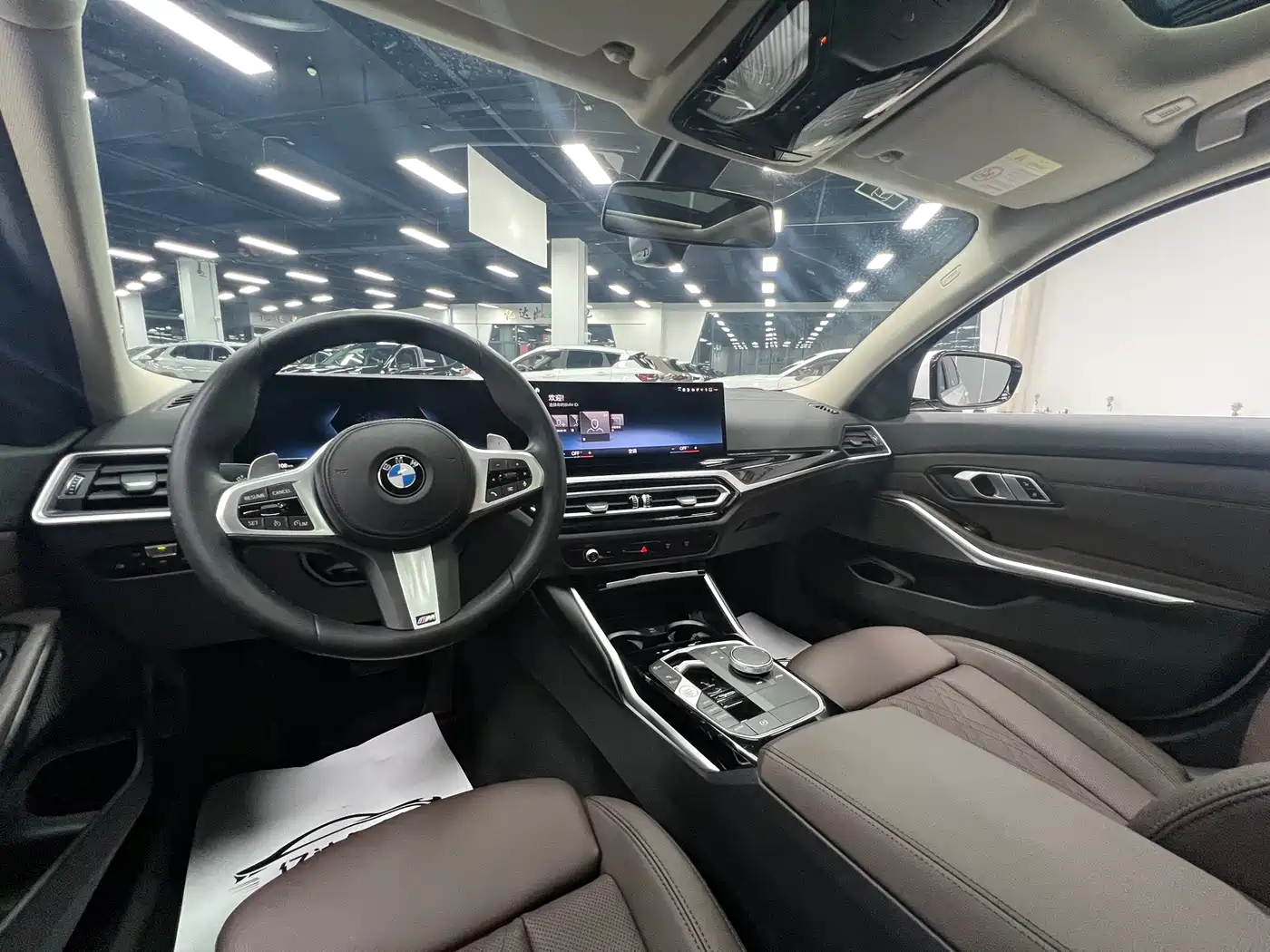 BMW 3 Series 2023 320Li M Sport Package фото 23