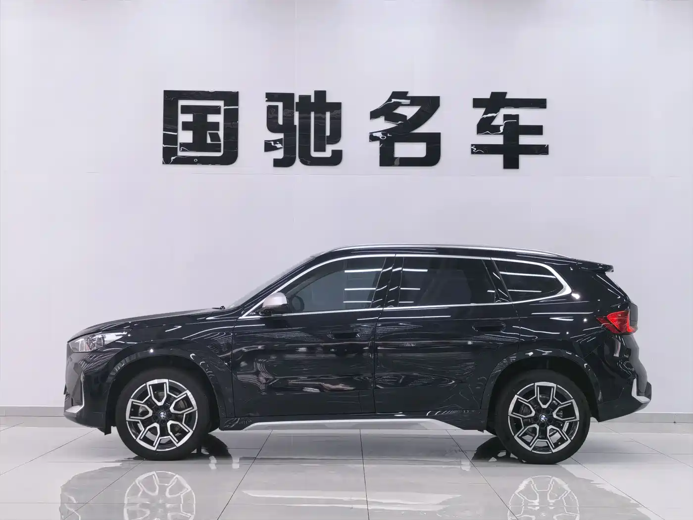 BMW X1 2023 sDrive25Li X Design Package фото 3