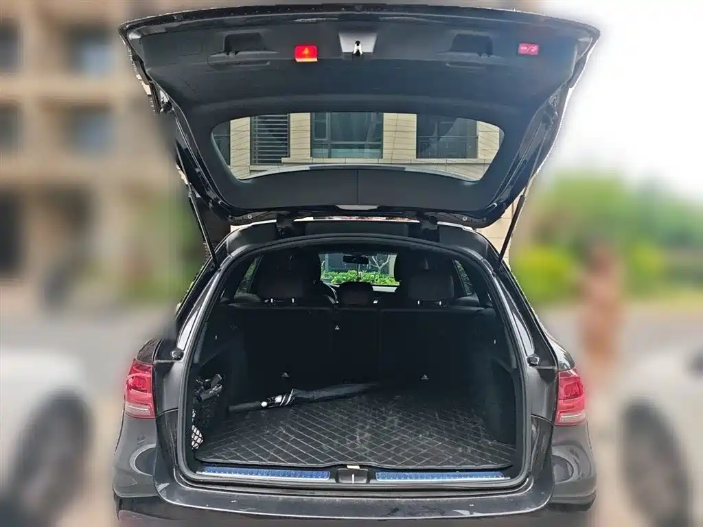 Mercedes-Benz GLC 2020 Facelift GLC 260 L 4MATIC Luxury фото 10