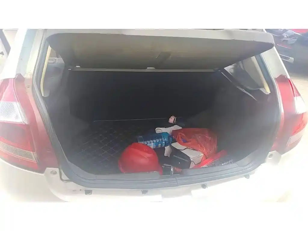 Chery Fengyun 2 2016 2016 1.5L Manual Premium Edition