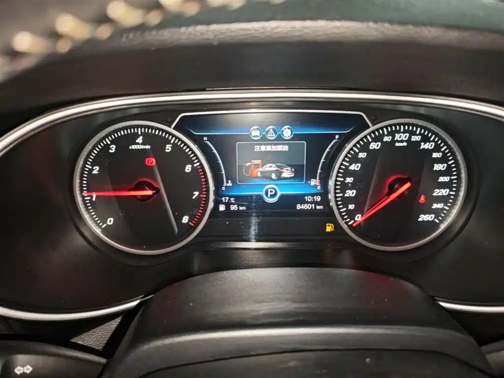Hongqi H5 2018 30TD Dynamic Edition фото 12